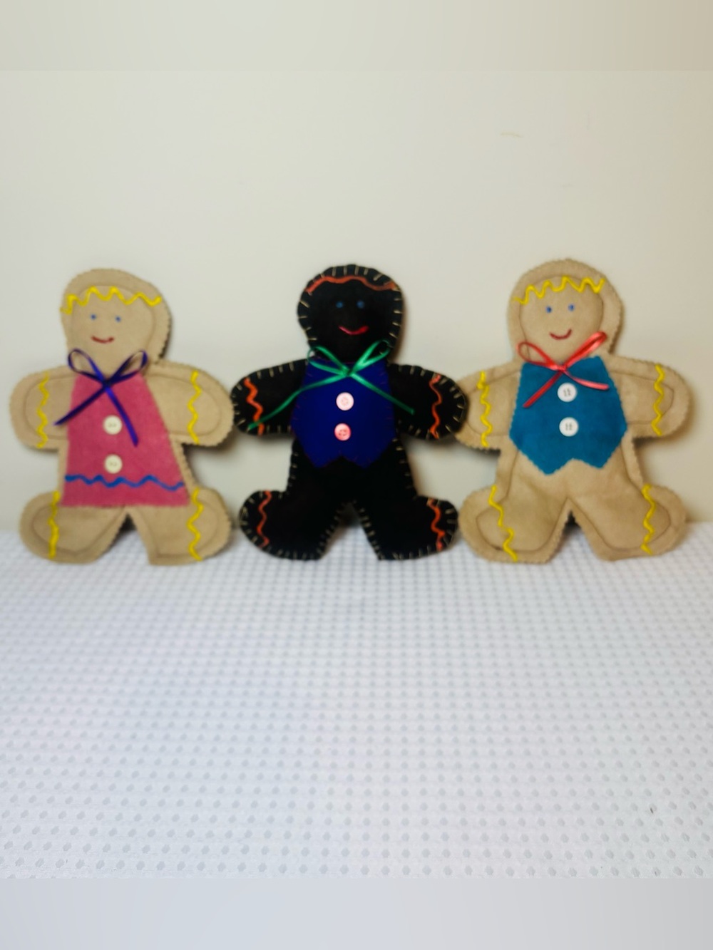 Folk Art Felt Gingerbread People Holiday Decor Set of 3
